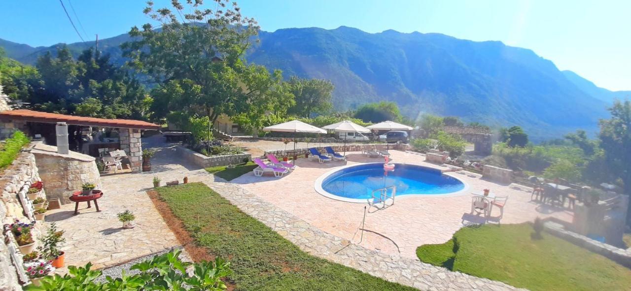 Vila Pegaz Virpazar Bagian luar foto