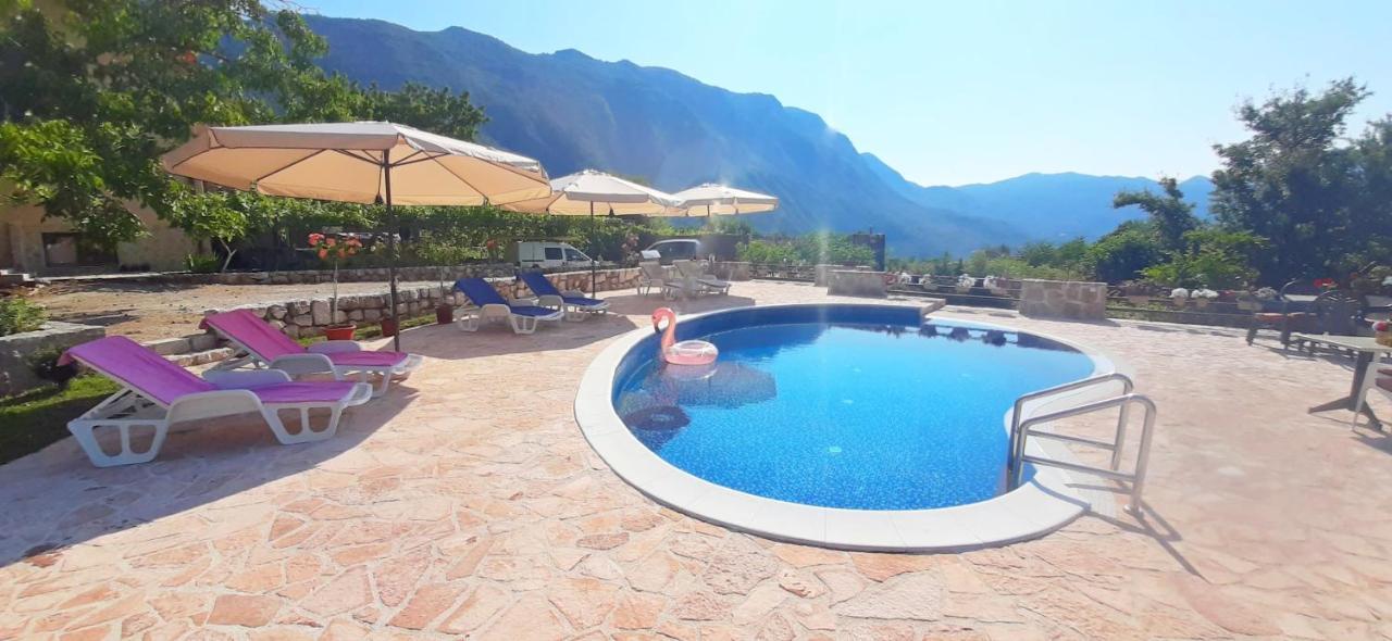 Vila Pegaz Virpazar Bagian luar foto