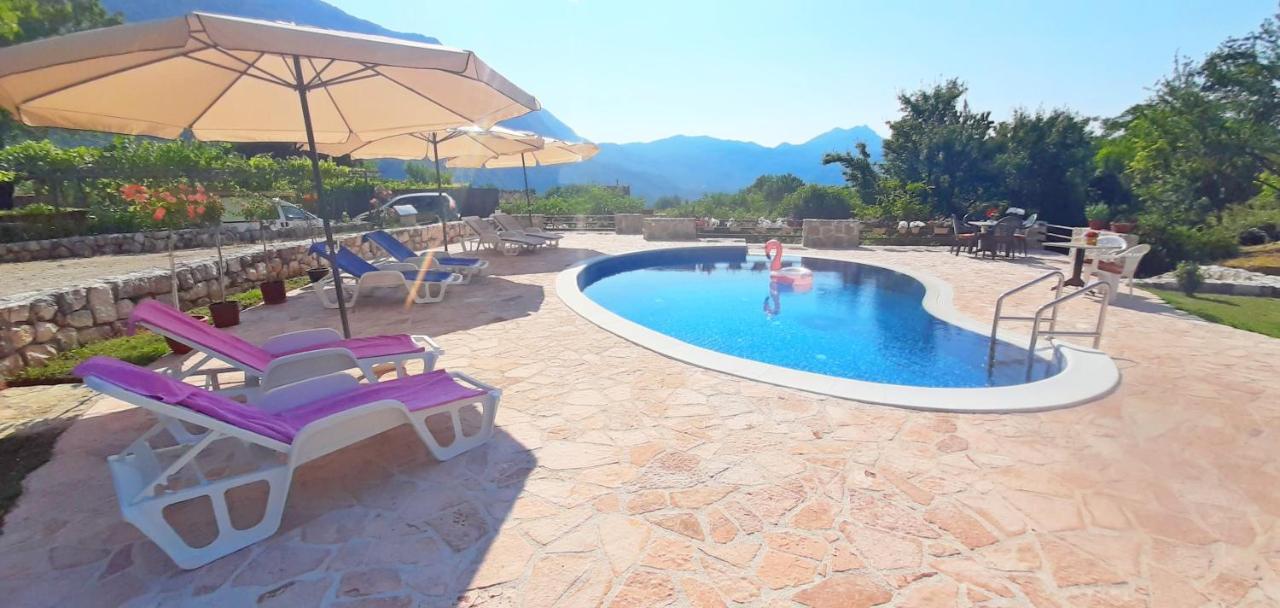 Vila Pegaz Virpazar Bagian luar foto