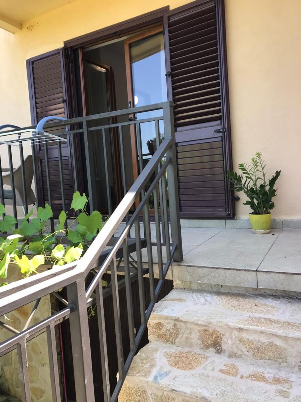 Vila Pegaz Virpazar Bagian luar foto