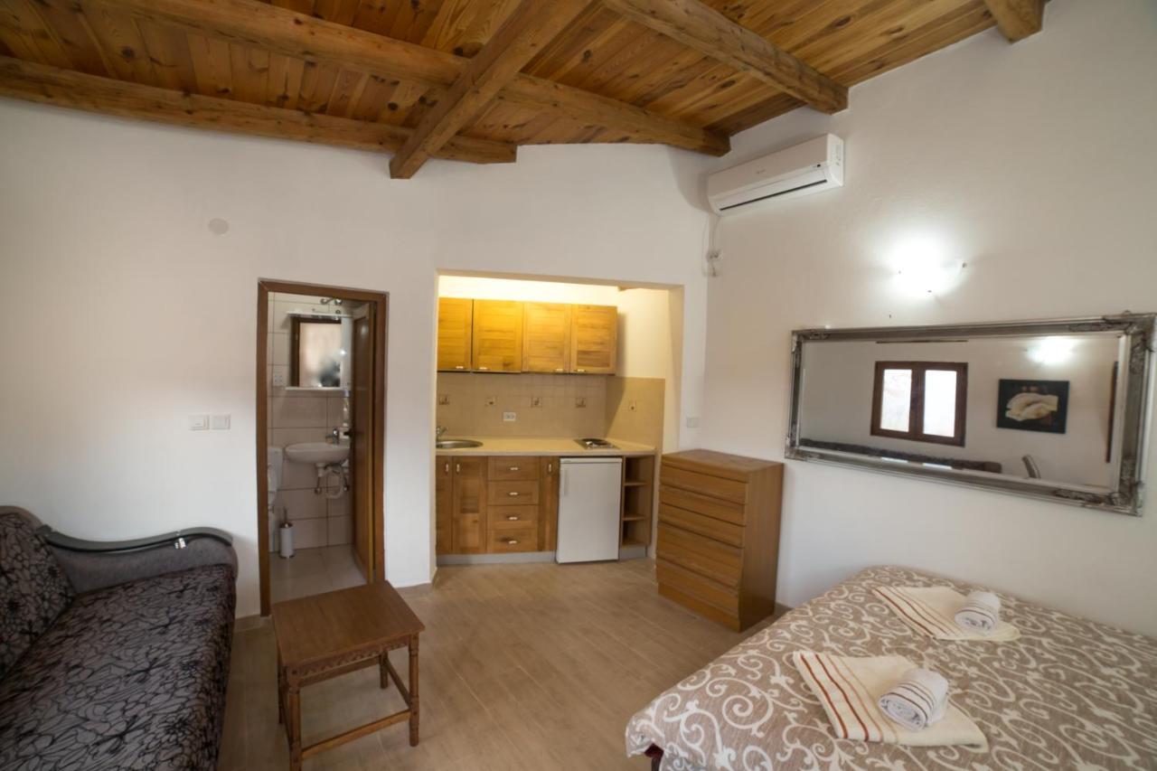 Vila Pegaz Virpazar Bagian luar foto
